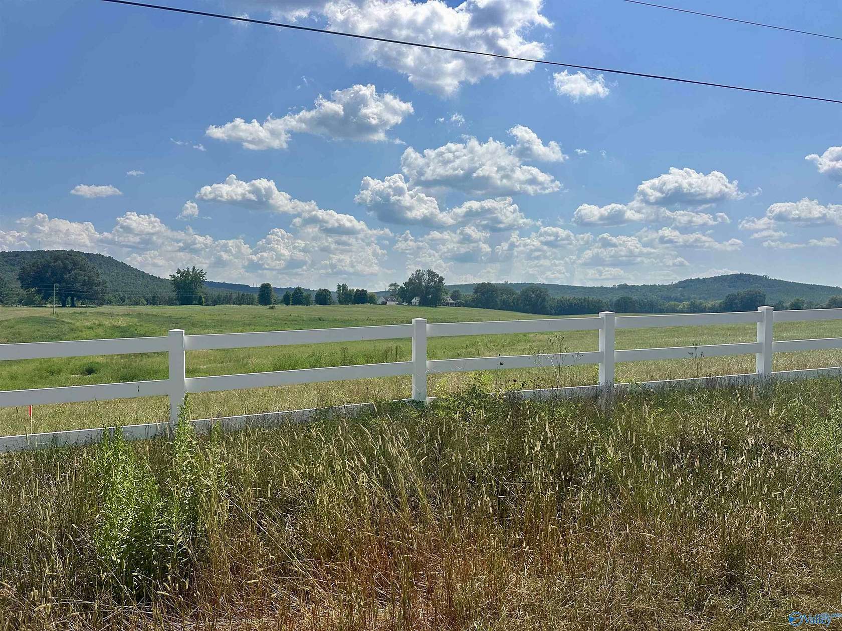 4.68 Acres of Land for Sale in Tuscumbia, Alabama