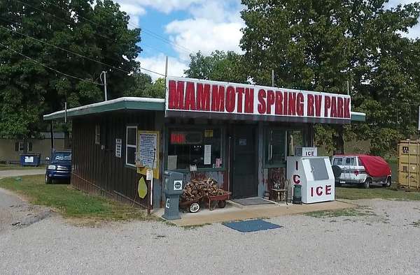 2.5 Acres of Improved Land for Sale in Mammoth Spring, Arkansas