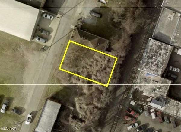 0.08 Acres of Mixed-Use Land for Sale in Steubenville, Ohio