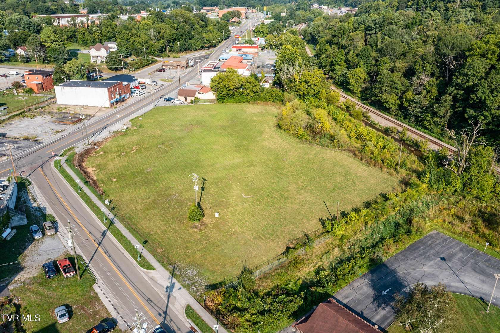 1.76 Acres of Mixed-Use Land for Sale in Gate City, Virginia