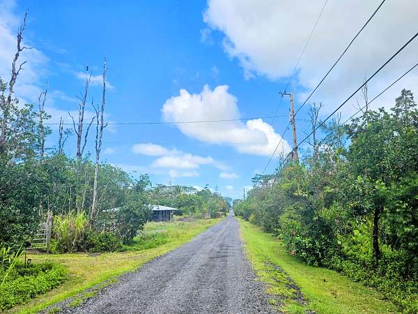 1 Acre of Land for Sale in Keaau, Hawaii