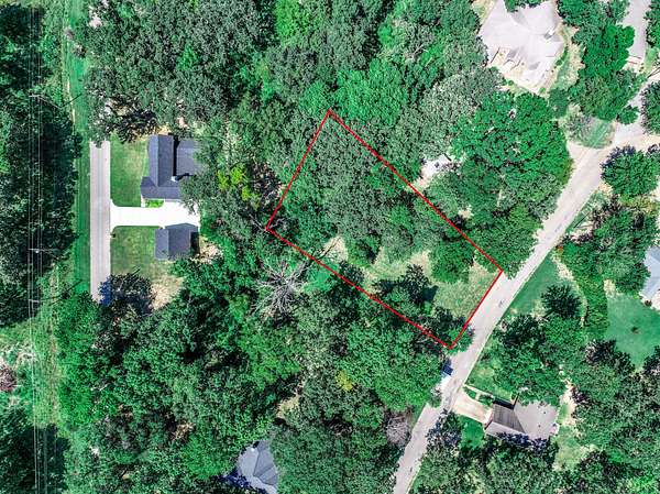 0.32 Acres of Residential Land for Sale in Tool, Texas