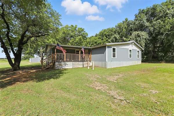 4.48 Acres of Residential Land with Home for Sale in Burleson, Texas