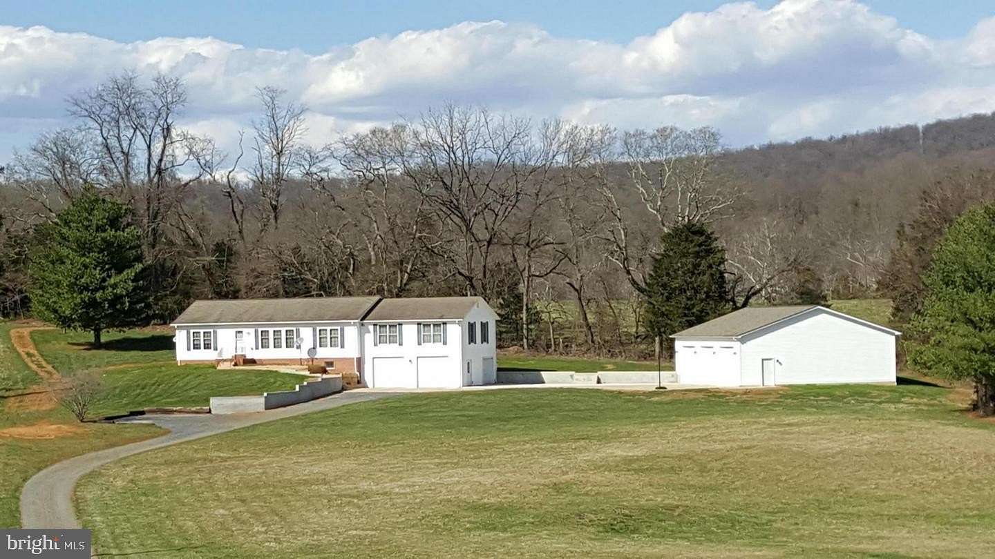 4 Acres of Residential Land with Home for Sale in Warrenton, Virginia