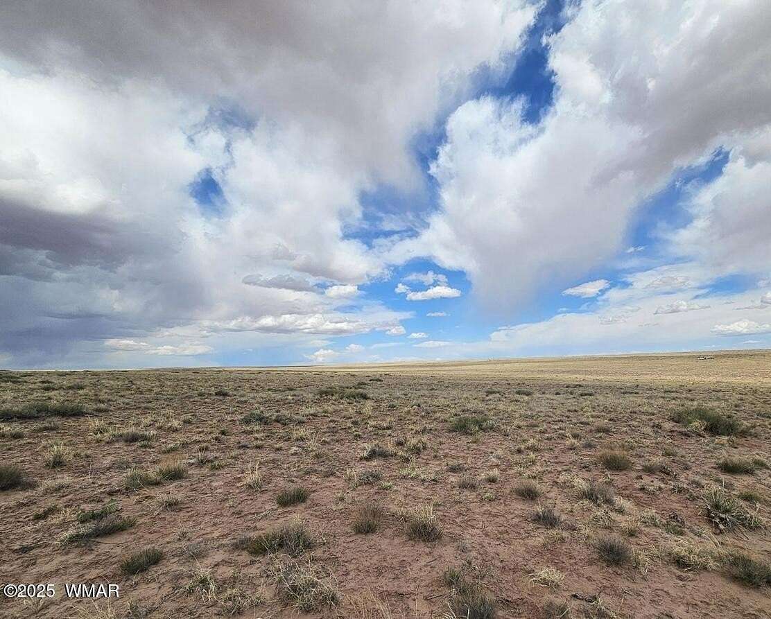 0.21 Acres of Residential Land for Sale in Sun Valley, Arizona