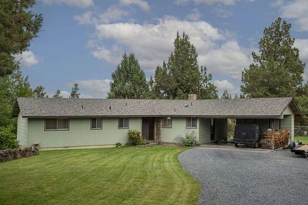 2.53 Acres of Residential Land with Home for Sale in Bend, Oregon
