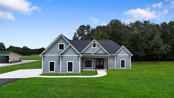 3 Acres of Residential Land with Home for Sale in Tullahoma, Tennessee