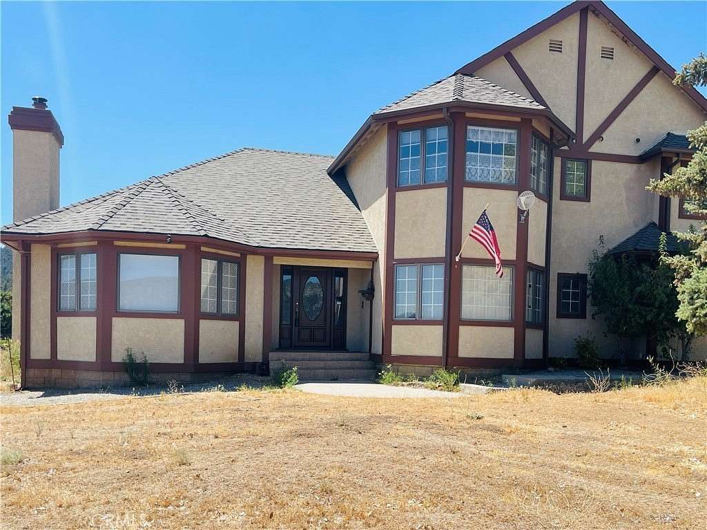 10.3 Acres of Land with Home for Sale in Frazier Park, California