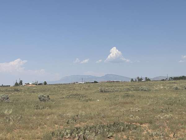 0.28 Acres of Residential Land for Sale in Meadow Lake, New Mexico