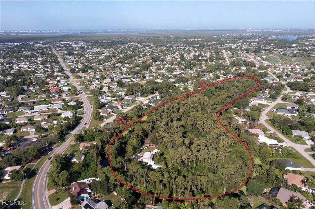 14.6 Acres of Land for Sale in Fort Myers, Florida