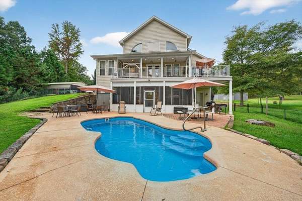 2 Acres of Land with Home for Sale in Milledgeville, Georgia