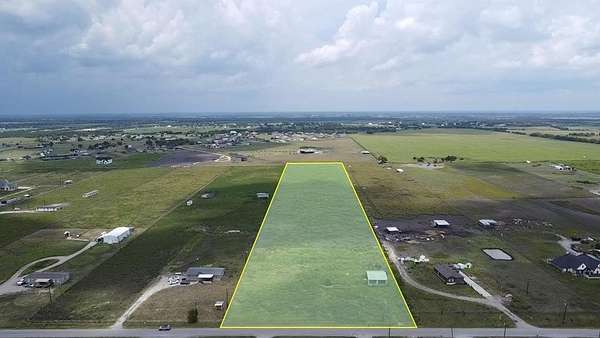 10.1 Acres of Land for Sale in Kaufman, Texas