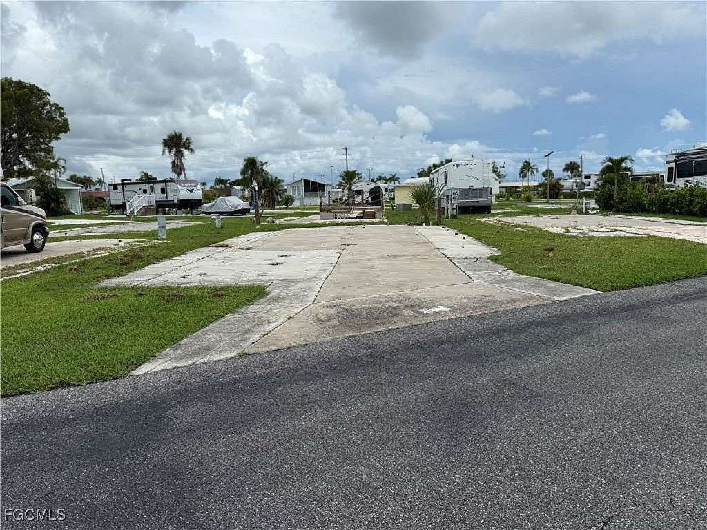 0.04 Acres of Residential Land for Sale in Fort Myers, Florida