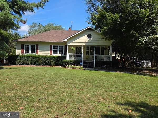 5.47 Acres of Residential Land with Home for Sale in Unionville, Virginia