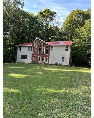 14.7 Acres of Recreational Land with Home for Sale in Scottsburg, Indiana