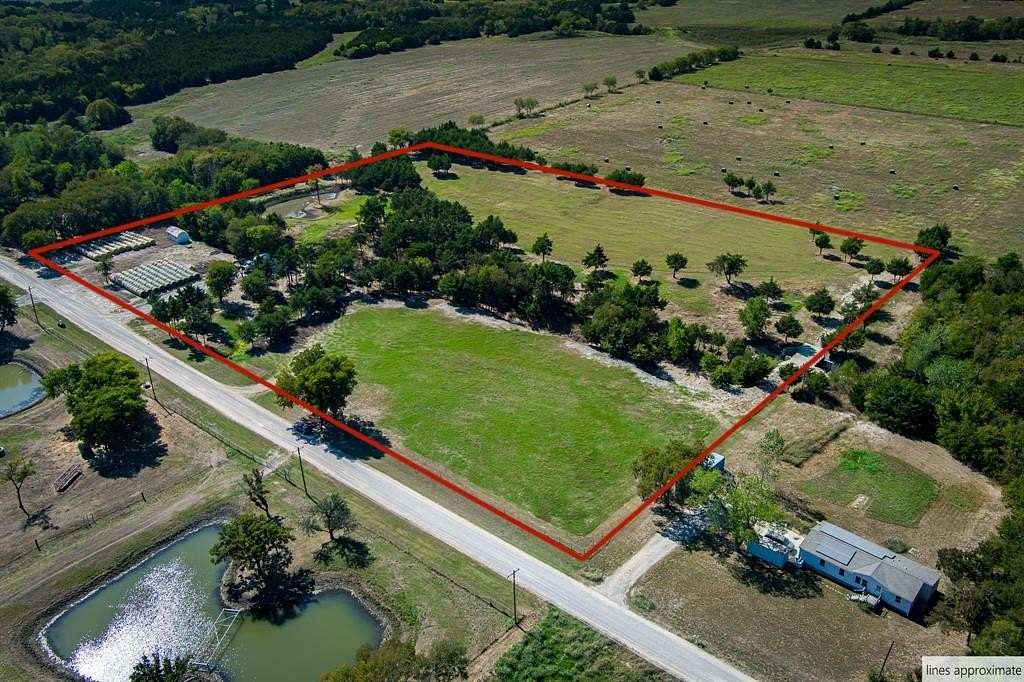 8.88 Acres of Land for Sale in Trenton, Texas