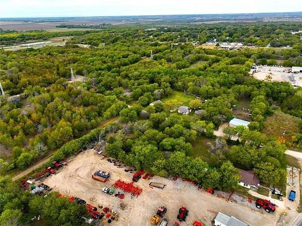0.48 Acres of Mixed-Use Land for Sale in Hillsboro, Texas