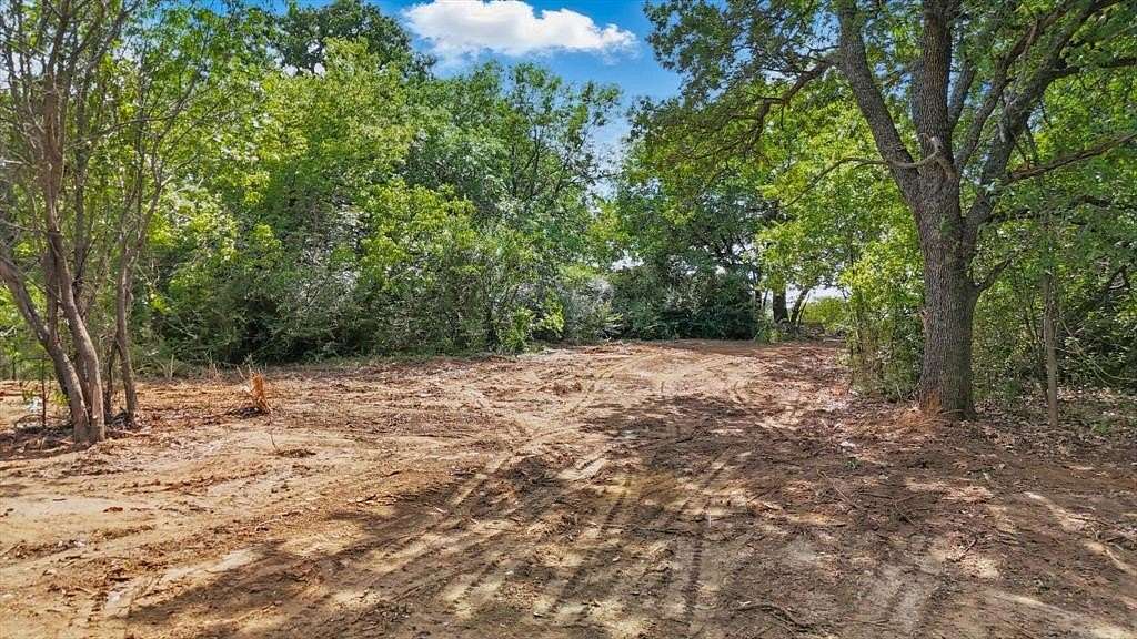 1 Acre of Residential Land for Sale in Copper Canyon, Texas