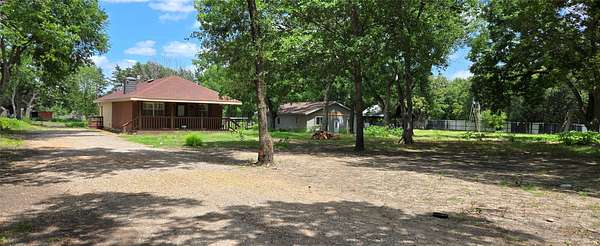 13 Acres of Improved Land for Sale in Hutchins, Texas