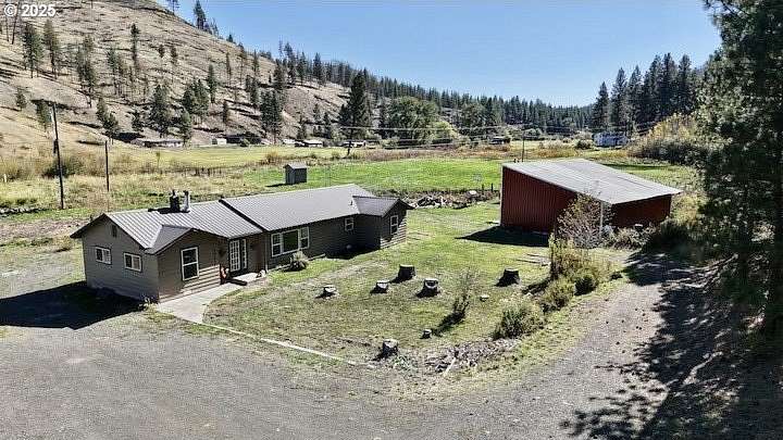 5.39 Acres of Land with Home for Sale in Canyon City, Oregon