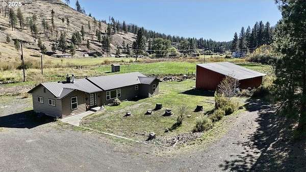 5.39 Acres of Land with Home for Sale in Canyon City, Oregon