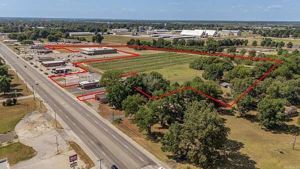 17 Acres of Commercial Land for Sale in Kennett, Missouri