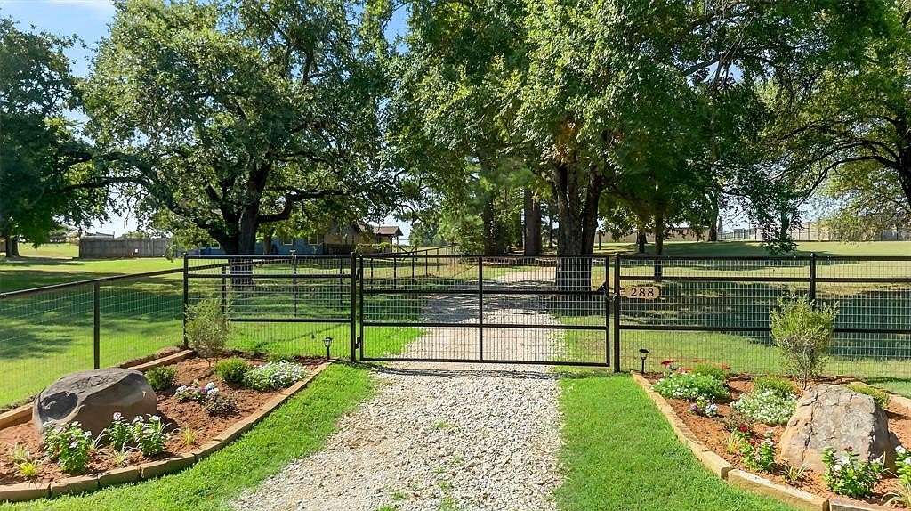 1 Acre of Residential Land for Sale in Pottsboro, Texas
