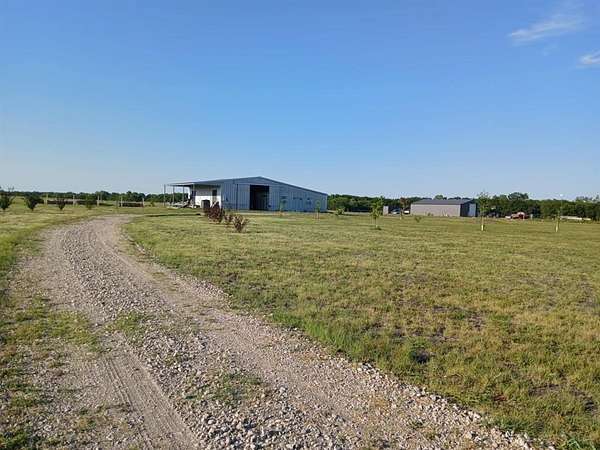 10 Acres of Improved Land for Sale in Caddo Mills, Texas