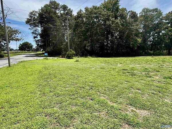 0.75 Acres of Land for Sale in Albertville, Alabama