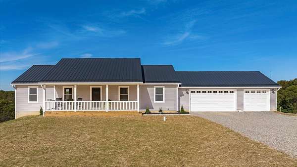 5 Acres of Residential Land with Home for Sale in Somerset, Ohio