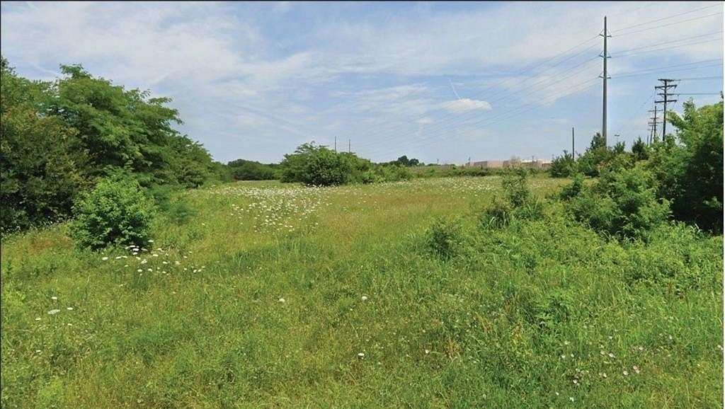 18.6 Acres of Mixed-Use Land for Sale in Sherman, Texas