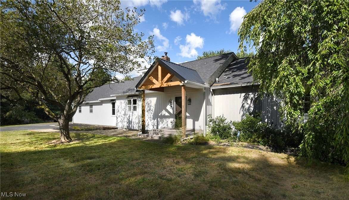 1.88 Acres of Residential Land with Home for Sale in Salem, Ohio