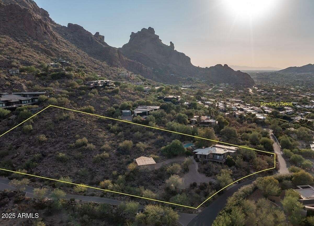3 Acres of Residential Land for Sale in Paradise Valley, Arizona