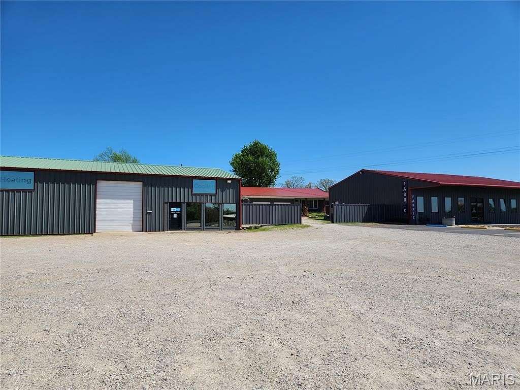 5 Acres of Improved Mixed-Use Land for Sale in Lebanon, Missouri