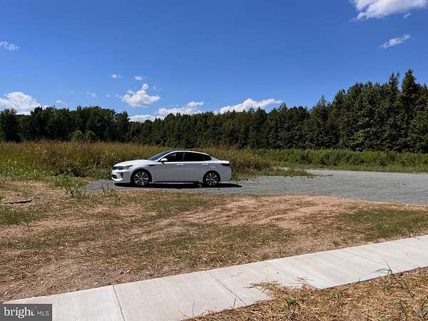 10 Acres of Residential Land with Home for Lease in King George, Virginia