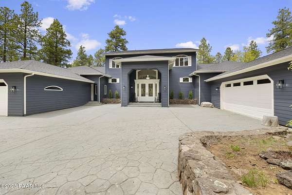 3 Acres of Residential Land with Home for Sale in Munds Park, Arizona