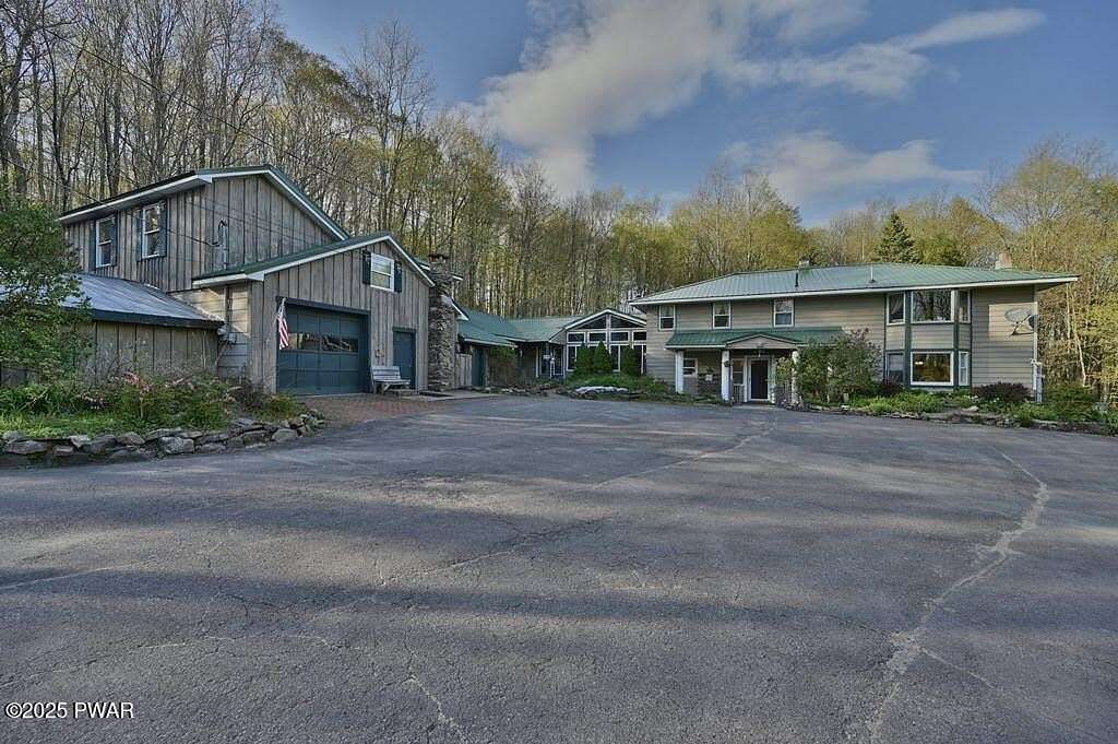 2.57 Acres of Residential Land with Home for Sale in Newfoundland, Pennsylvania