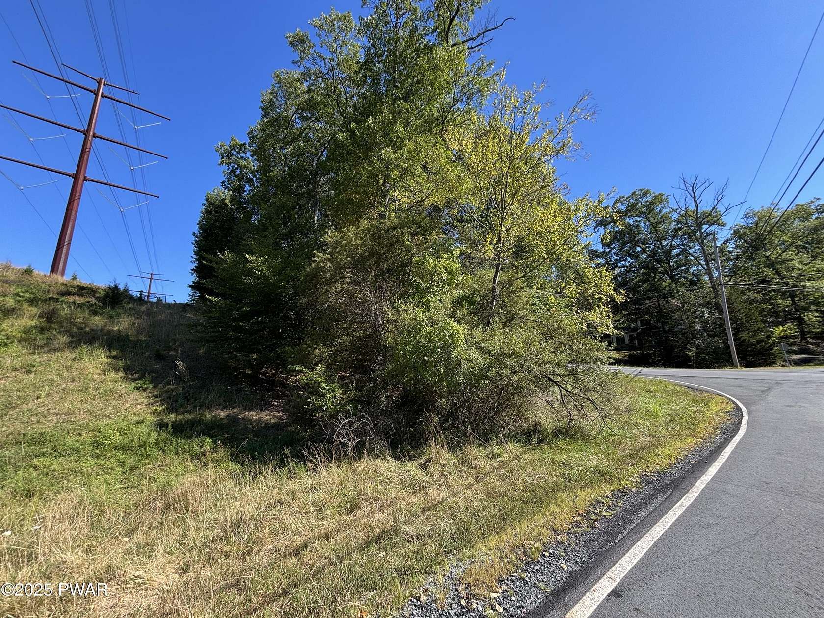 0.64 Acres of Commercial Land for Sale in Bushkill, Pennsylvania