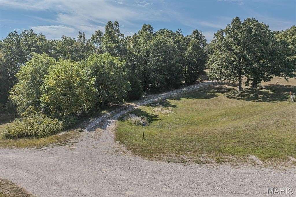 7 Acres of Land for Sale in Lebanon, Missouri