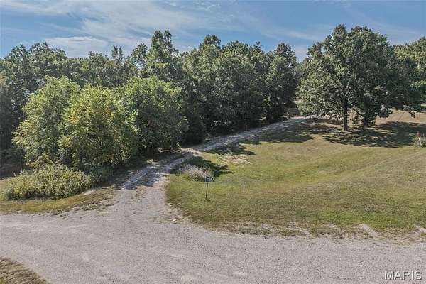 7 Acres of Land for Sale in Lebanon, Missouri