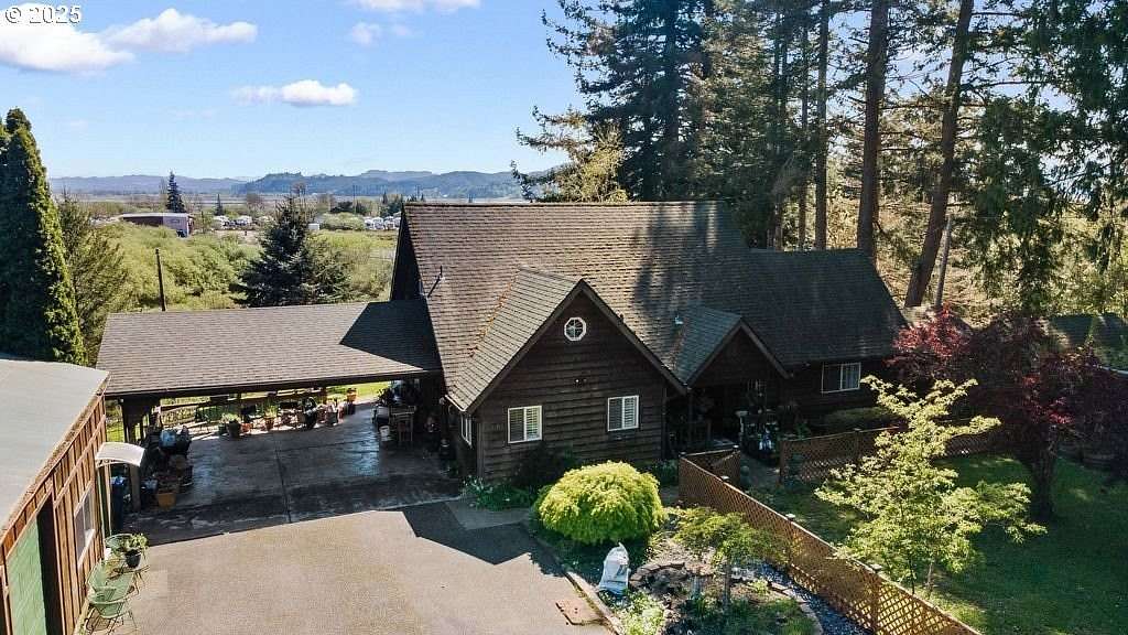 4.3 Acres of Improved Mixed-Use Land for Sale in Coquille, Oregon