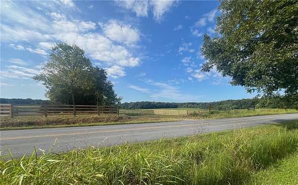 25.5 Acres of Land for Sale in Calhoun, Georgia