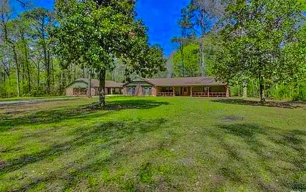 5.2 Acres of Residential Land with Home for Sale in Pine Bluff, Arkansas