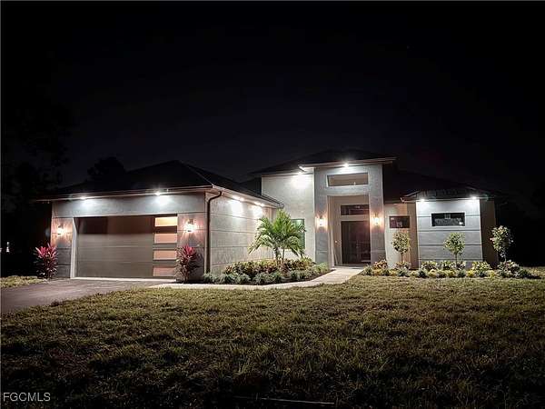 2.73 Acres of Residential Land with Home for Sale in Naples, Florida