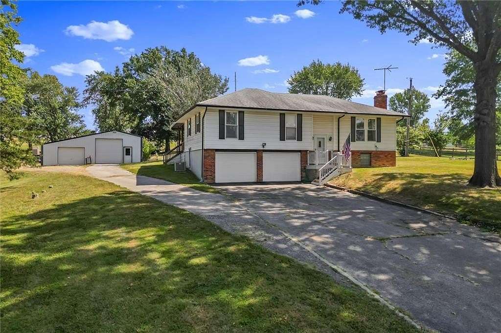 2.1 Acres of Residential Land with Home for Sale in Holt, Missouri