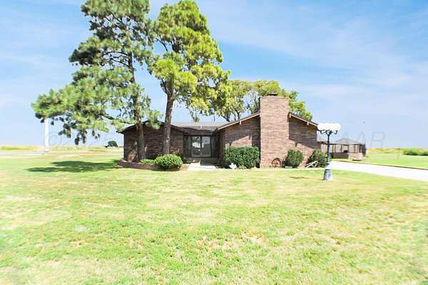 2 Acres of Residential Land with Home for Sale in Friona, Texas