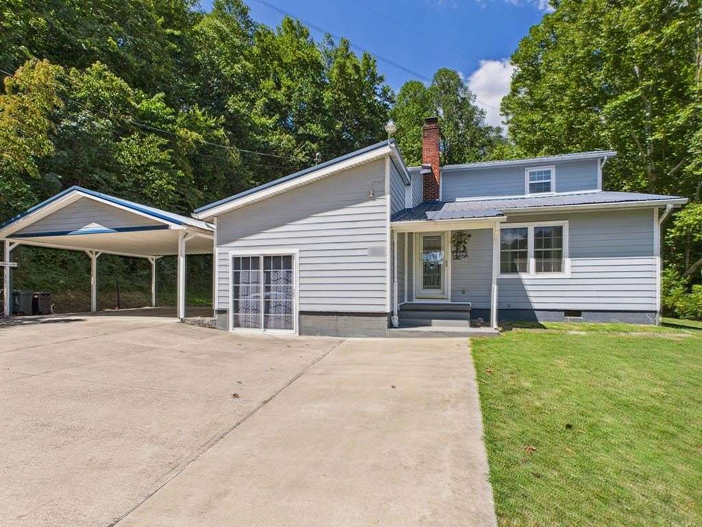 2 Acres of Residential Land with Home for Sale in Staffordsville, Kentucky