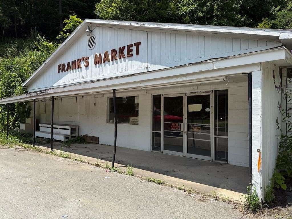 100 Acres of Improved Land for Sale in Jenkins, Kentucky