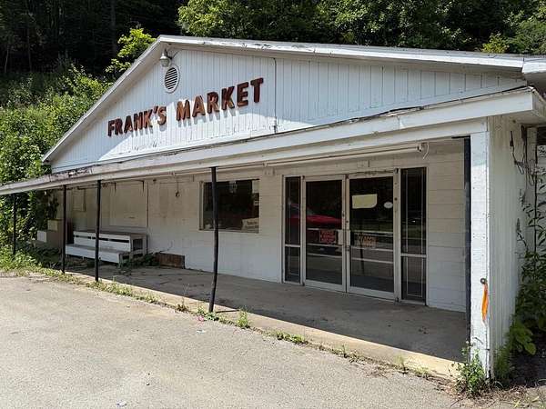 100 Acres of Improved Land for Sale in Jenkins, Kentucky