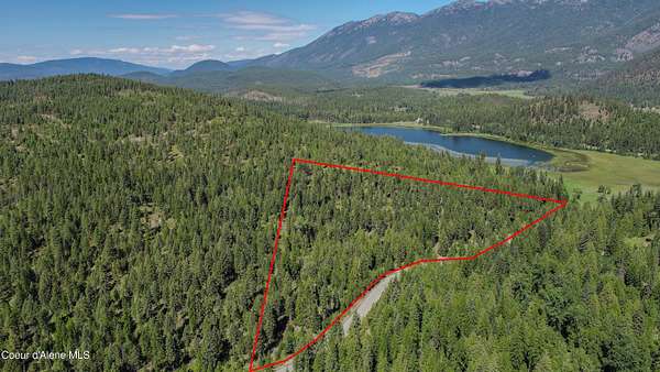 11.4 Acres of Land for Sale in Moyie Springs, Idaho